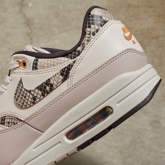 Nike Air Max 1 ‘97 ‘Light Orewood Snakeskin’ - Picture 7 of 10